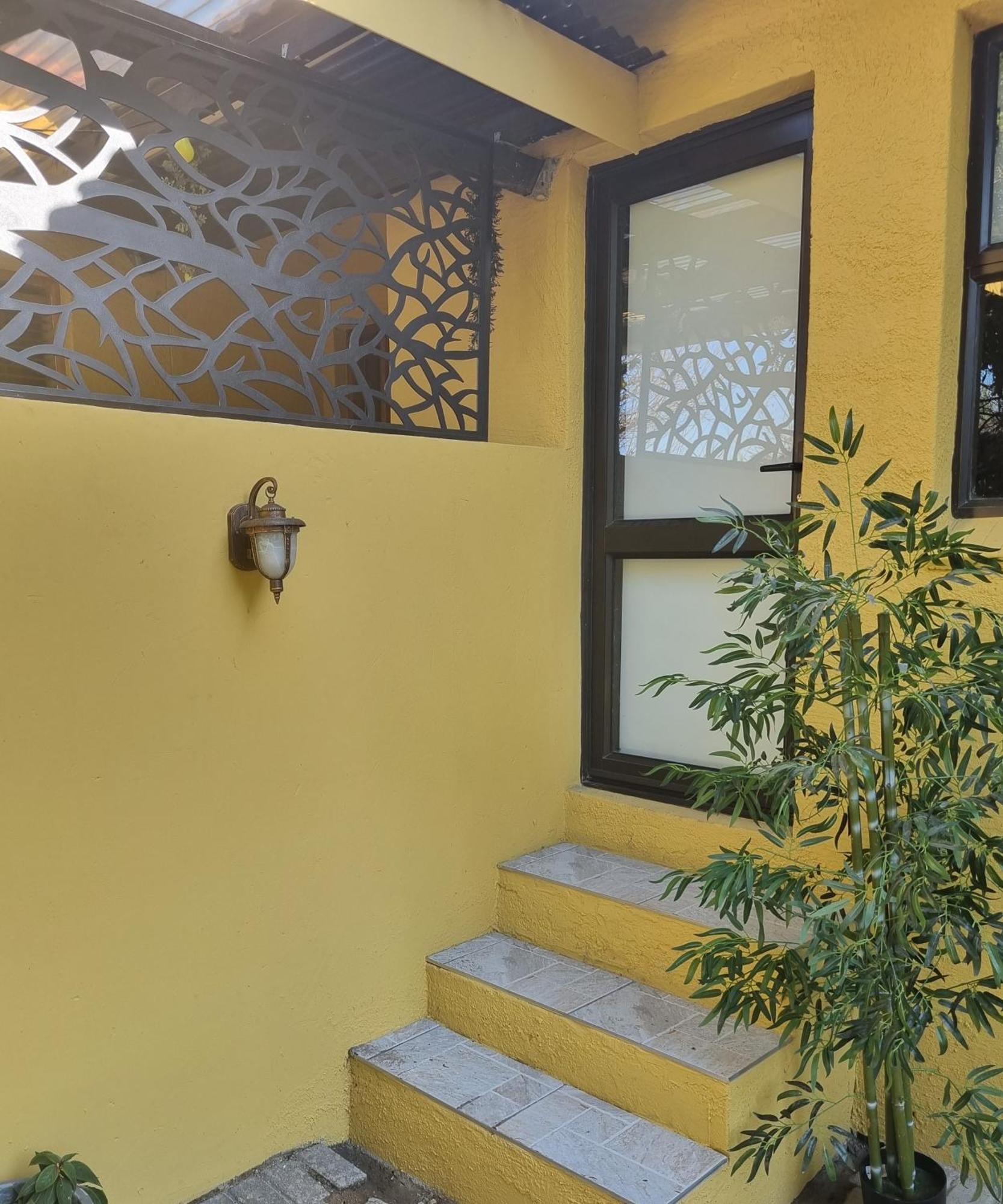 ทรี บราเธอร์ส แบด แอนด์ เบรกฟาสท์ Bed & Breakfast อีเดนเวล ภายนอก รูปภาพ
